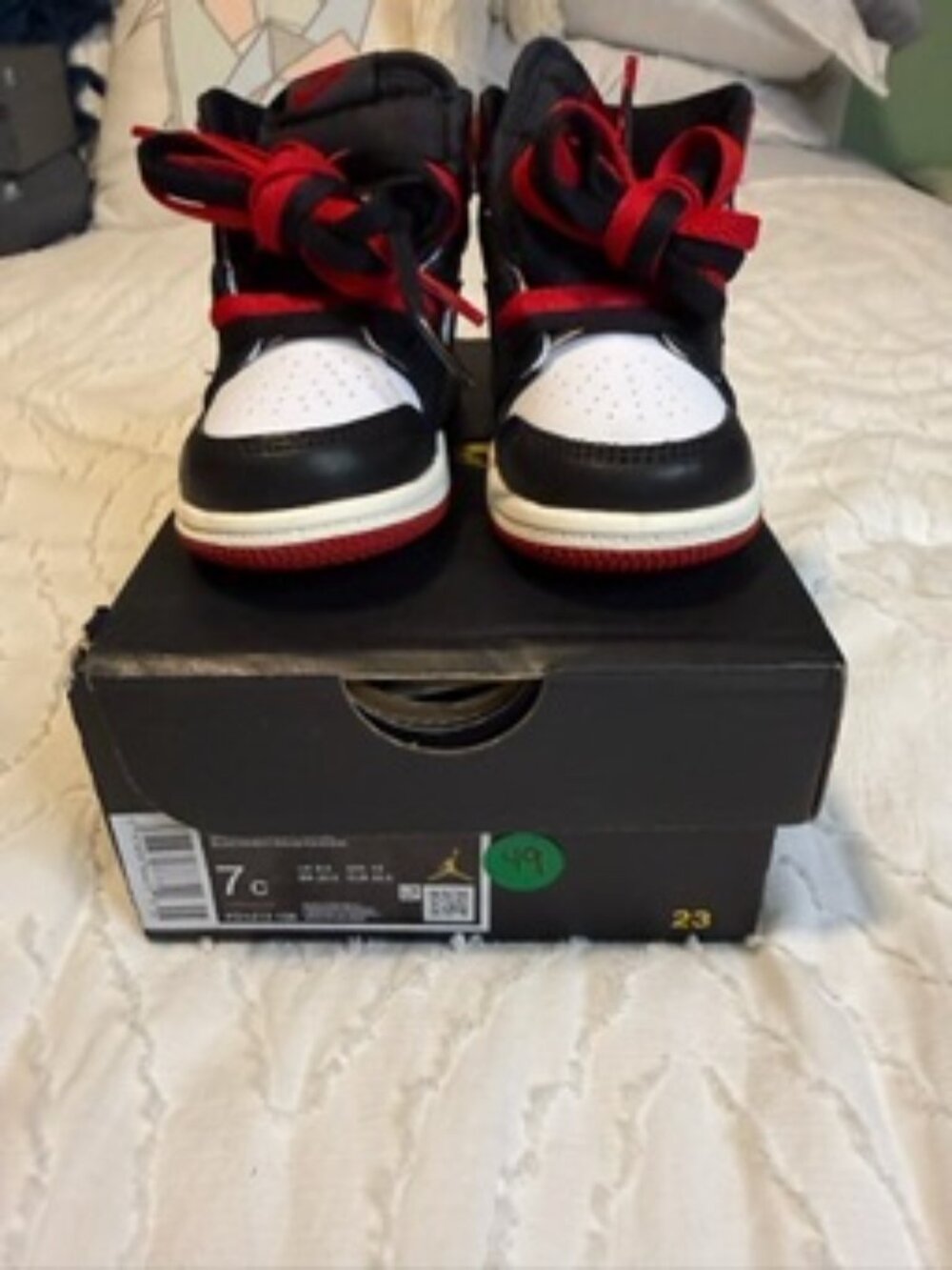 Nike Jordan 1 Retro High Brand New in The Box Size C7